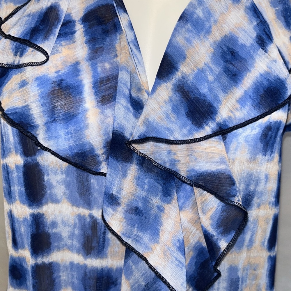 HeartSoul Blue and Cream Ruffle Tie-Dye Women's Top